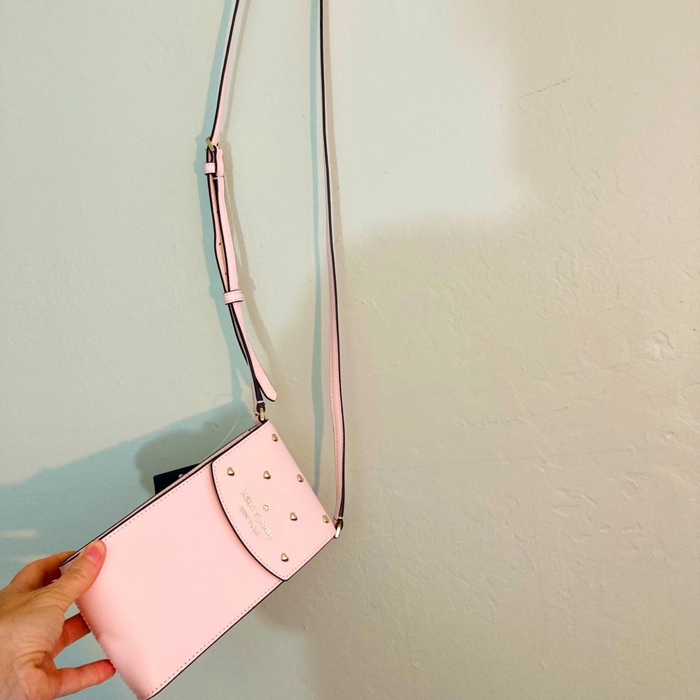 Kate Spade Staci Studded Hearts cellphone crossbody purse NWT - Picture 4 of 4